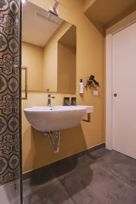 Classic Tek Büyük Yataklı Oda