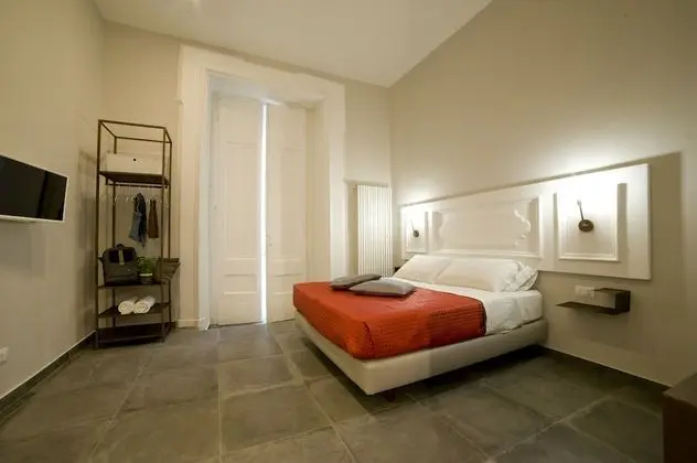 Classic Tek Büyük Yataklı Oda