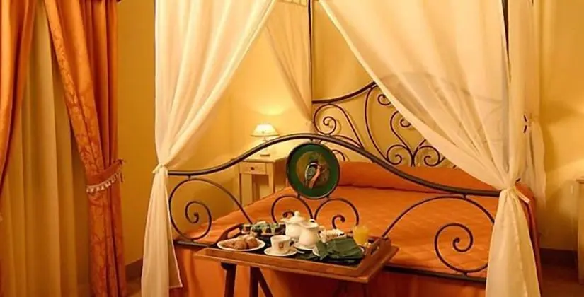 Tek Büyük Yataklı Oda