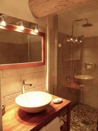 Traditional Tek Büyük Yataklı Oda, Havuz Manzaralı