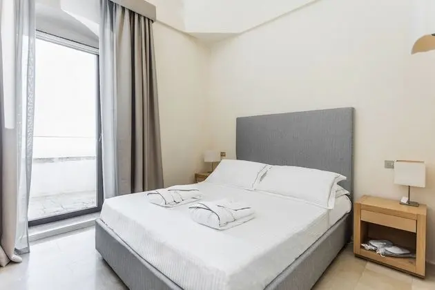 Deluxe Tek Büyük Yataklı Oda, Balkon, Deniz Manzaralı