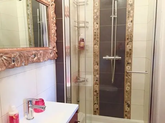 Classic Tek Büyük Yataklı Oda