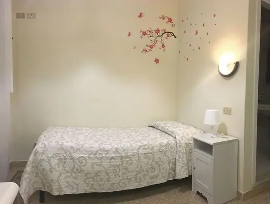 Büyük Yataklı Tek Kişilik Oda, 1 Tek Kişilik Yatak