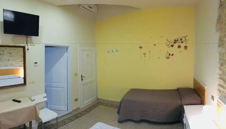 Büyük Yataklı Tek Kişilik Oda, 1 Tek Kişilik Yatak
