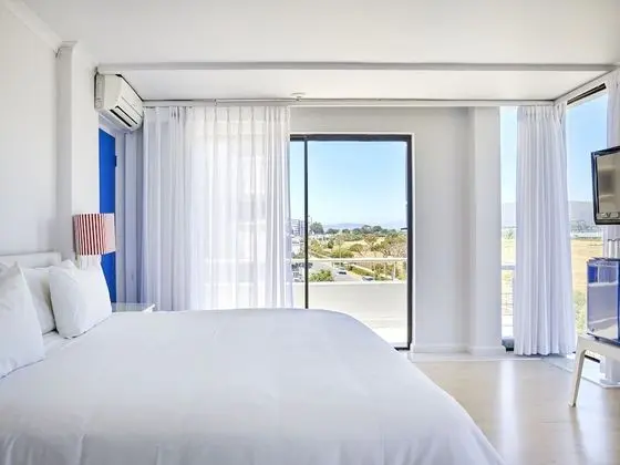 Tek Büyük Yataklı Oda, Dağ Manzaralı