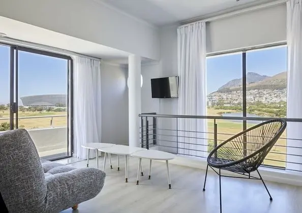 Tek Büyük Yataklı Oda, Dağ Manzaralı