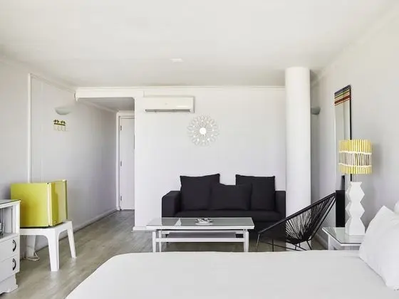 Tek Büyük Yataklı Oda, Deniz Manzaralı