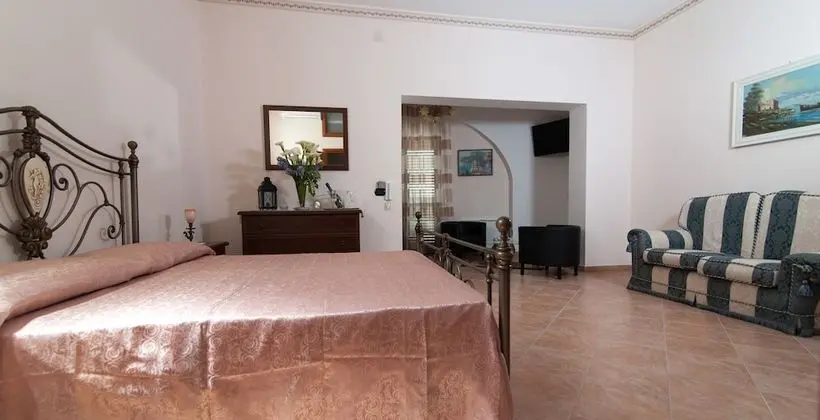 Classic Dört Kişilik Oda (Pesciolino)