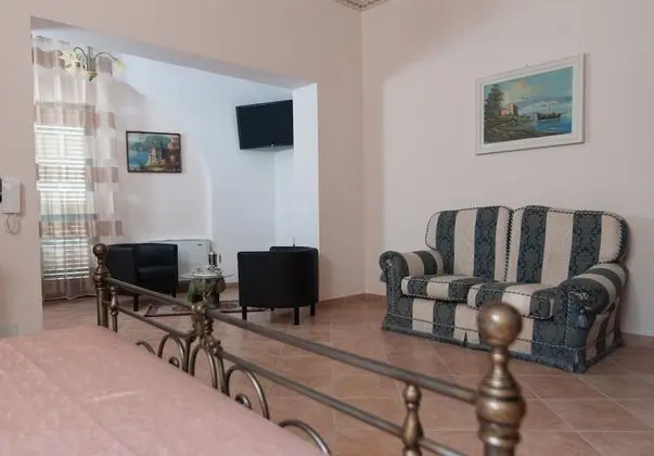 Classic Dört Kişilik Oda (Pesciolino)