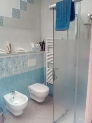 Tek Büyük Yataklı Oda (Brezza Marina)