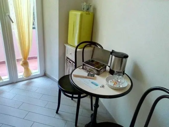 Tek Büyük Yataklı Oda (Scheggia di Sole)