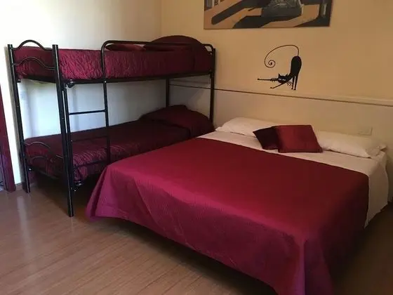 Classic Dört Kişilik Oda