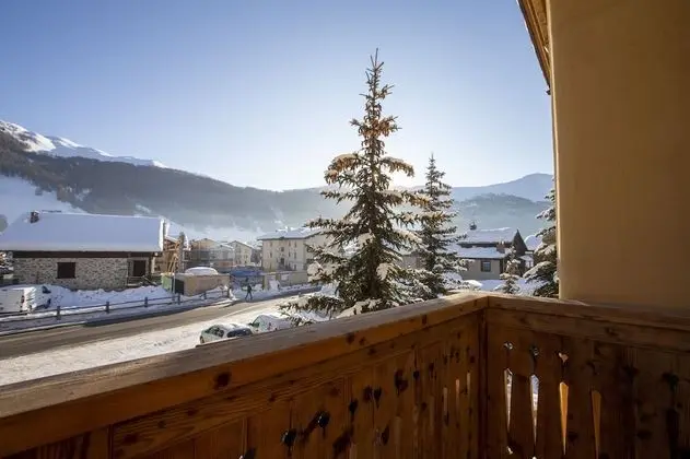 Büyük Yataklı Tek Kişilik Oda, Balkon