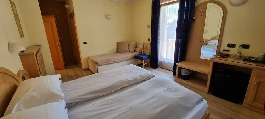 Üç Kişilik Oda, Balkon