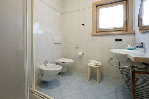 Üç Kişilik Oda, Balkon