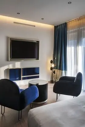 Suite Deluxe with Balcony