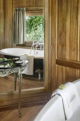 Lagoon Suite