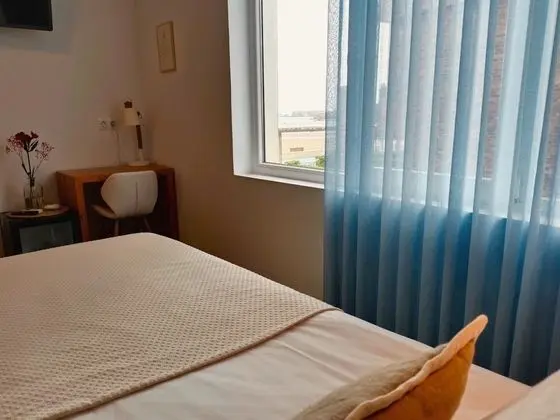 Standard Tek Büyük veya İki Ayrı Yataklı Oda, Banyolu/Duşlu