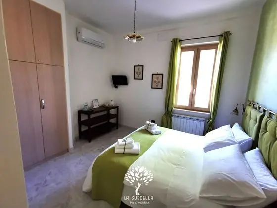 Tek Büyük veya İki Ayrı Yataklı Oda, Özel Banyo (Primula)