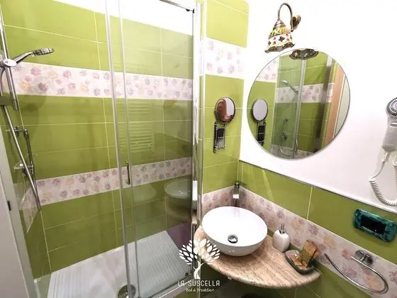 Tek Büyük veya İki Ayrı Yataklı Oda, Özel Banyo (Primula)