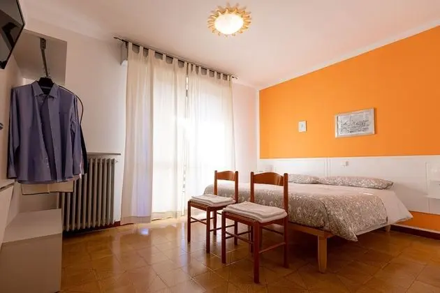 Panoramic Tek Büyük veya İki Ayrı Yataklı Oda