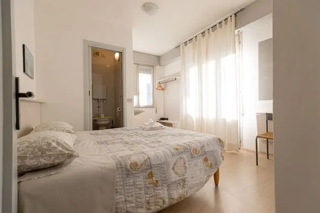 Panoramic Tek Büyük veya İki Ayrı Yataklı Oda