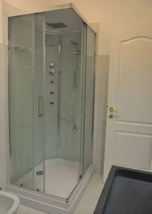Tek Büyük Yataklı Oda (with extra bed)