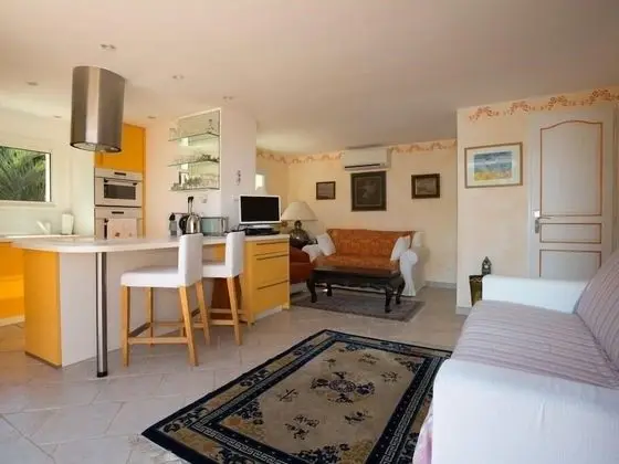 Comfort Apart Daire, Özel Banyo (La Suite Jaune)