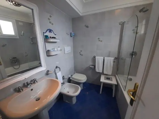 Tek Büyük Yataklı Oda, Deniz Manzaralı