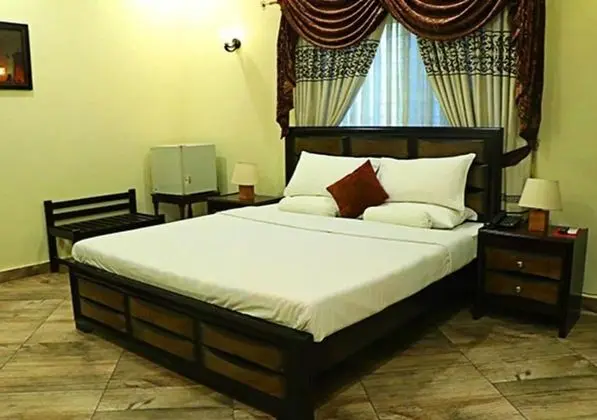 Deluxe Tek Büyük veya İki Ayrı Yataklı Oda