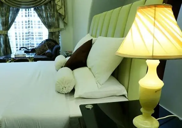 Deluxe Tek Büyük veya İki Ayrı Yataklı Oda