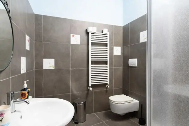 Deluxe Tek Büyük veya İki Ayrı Yataklı Oda, Havuz Manzaralı