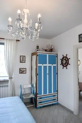 Üç Kişilik Oda (Stanza del Porto)