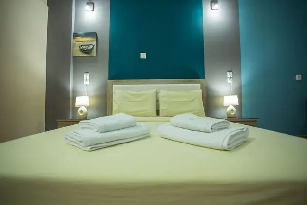 Stüdyo, Bahçe Manzaralı