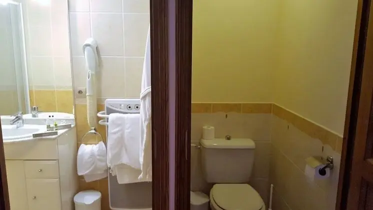 Superior Oda (with shower)