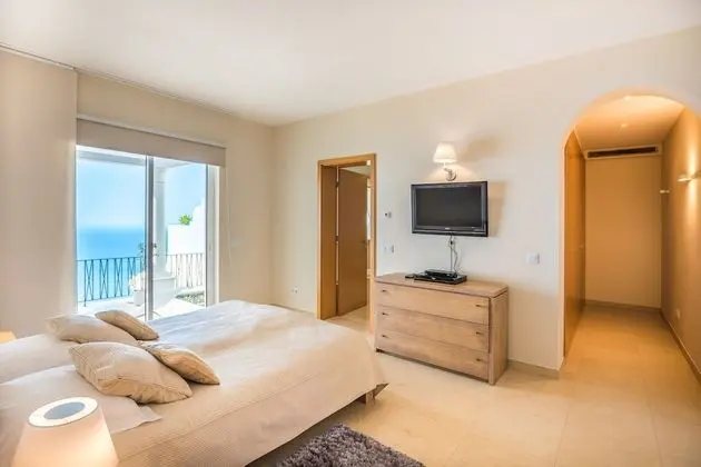 Villa, 4 Yatak Odası, Kişiye Özel Havuzlu, Deniz Manzaralı