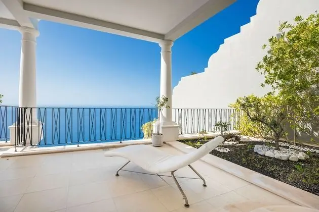 Villa, 4 Yatak Odası, Kişiye Özel Havuzlu, Deniz Manzaralı