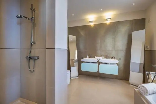 Villa, 4 Yatak Odası, Kişiye Özel Havuzlu, Deniz Manzaralı