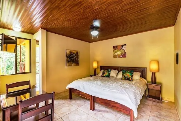 Pura Vida Cottage