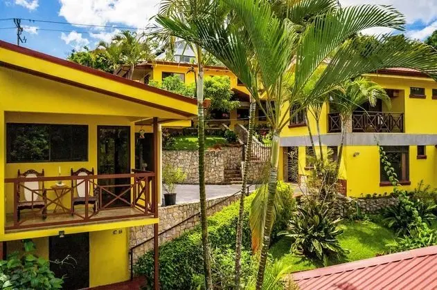 Pura Vida Cottage