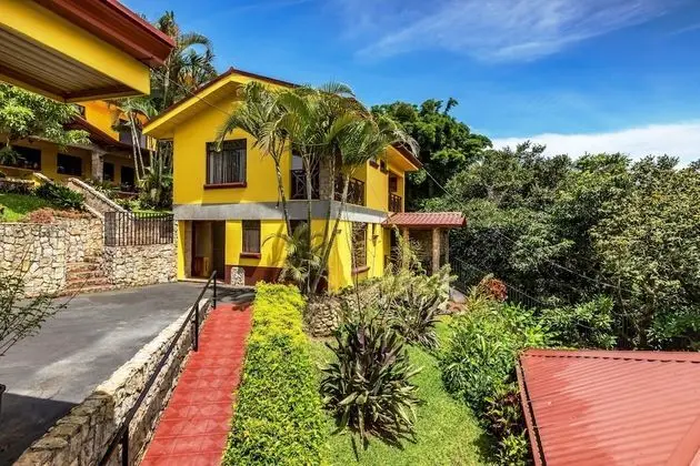 Pura Vida Cottage