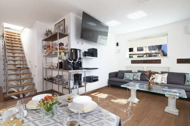 Superior Tek Büyük Yataklı Oda, Avlu Manzaralı