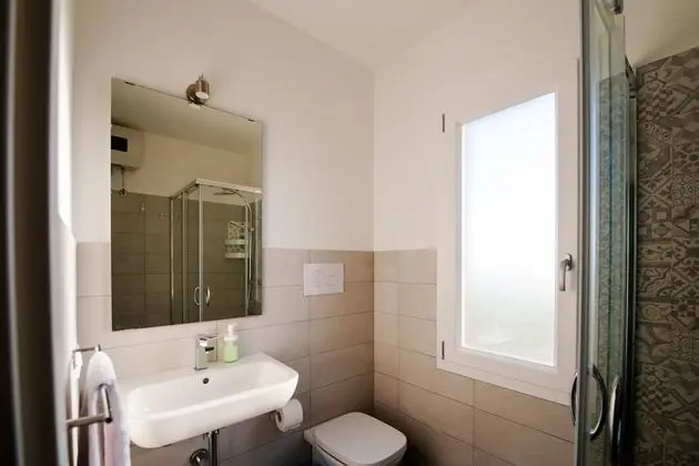 Superior Tek Büyük veya İki Ayrı Yataklı Oda, Havuz Manzaralı