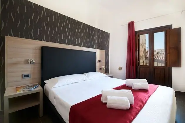Classic Tek Büyük Yataklı Oda, 1 Büyük (Queen) Boy Yatak, Sigara İçilmez, Şehir Manzaralı