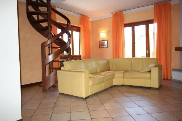 Apart Daire, 2 Yatak Odası, Şömine