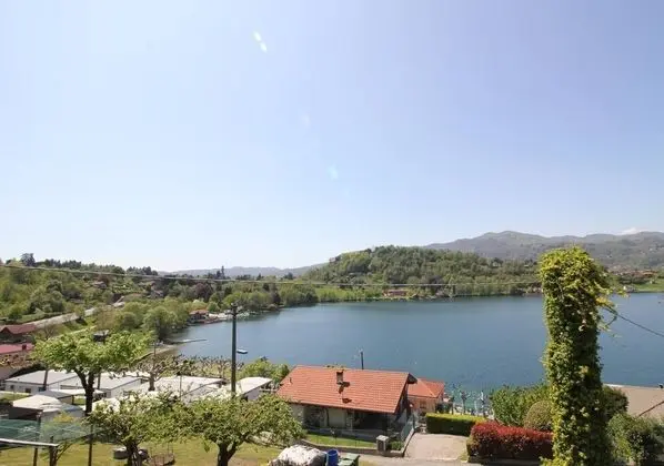 Apart Daire, 2 Yatak Odası, Şömine