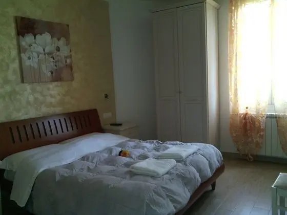 Deluxe Tek Büyük Yataklı Oda, Kısmi Deniz Manzaralı