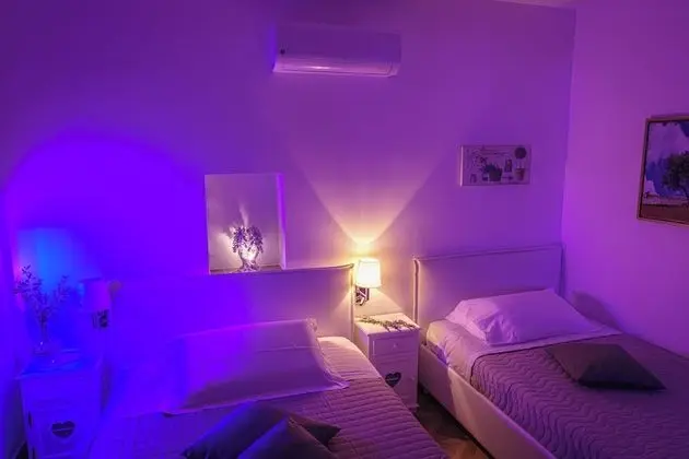 Romantic Üç Kişilik Oda, Sıcak Su Küveti