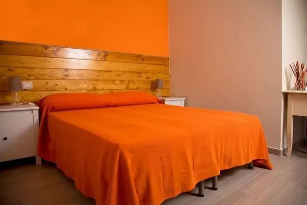 Classic Tek Büyük Yataklı Oda