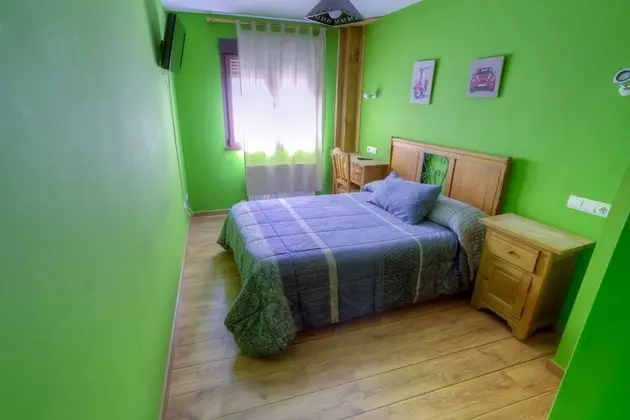 Tek Büyük Yataklı Oda